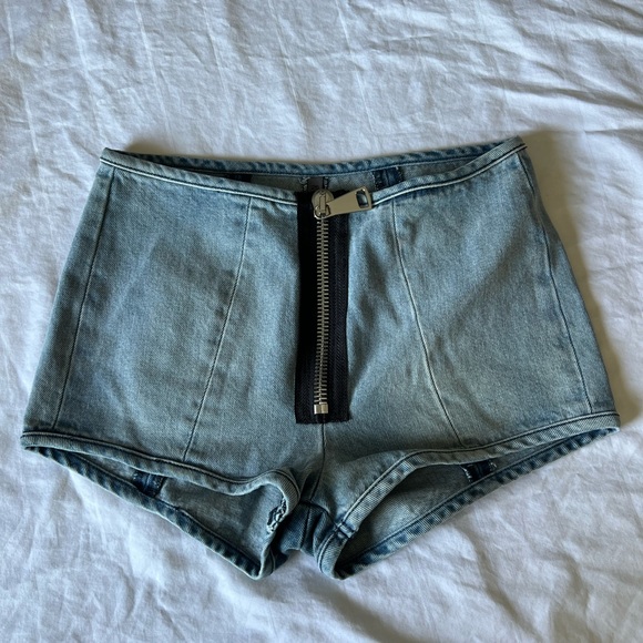 Vintage shorts - Picture 1 of 2